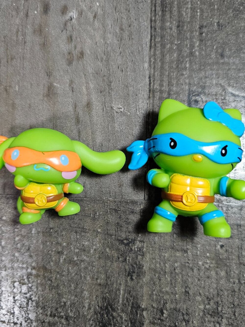 Hello Kitty Sanrio X TMNT Teenage Mutant Ninja Turtles Cinnamoroll 2 Toys